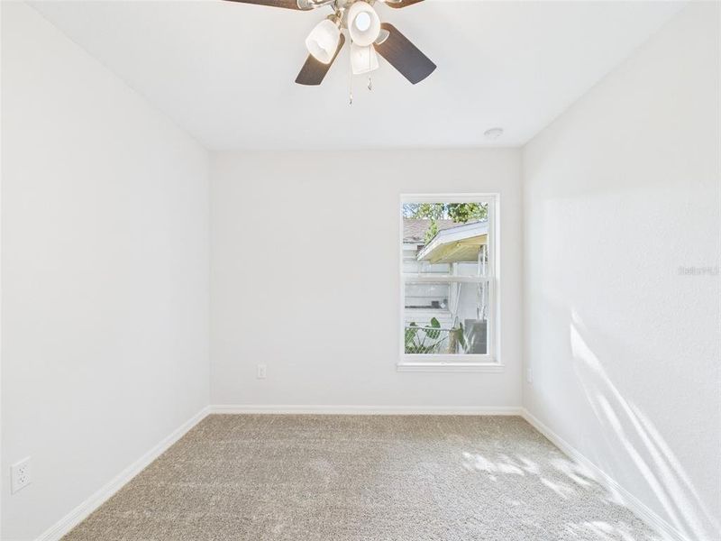 Spacious, unfurnished interior of a new home in , Lakeland (Image 30).