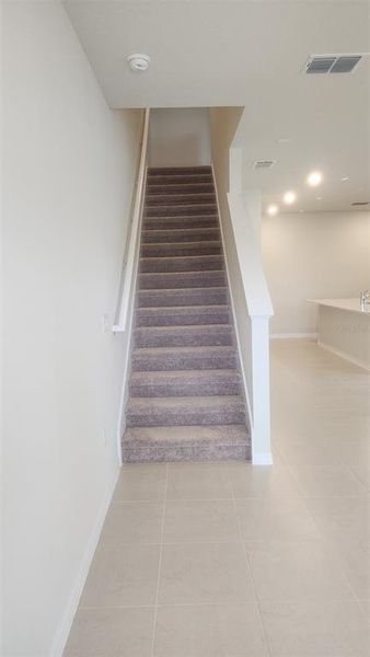 Spacious, unfurnished interior of a new home in , Winter Garden (Image 28).