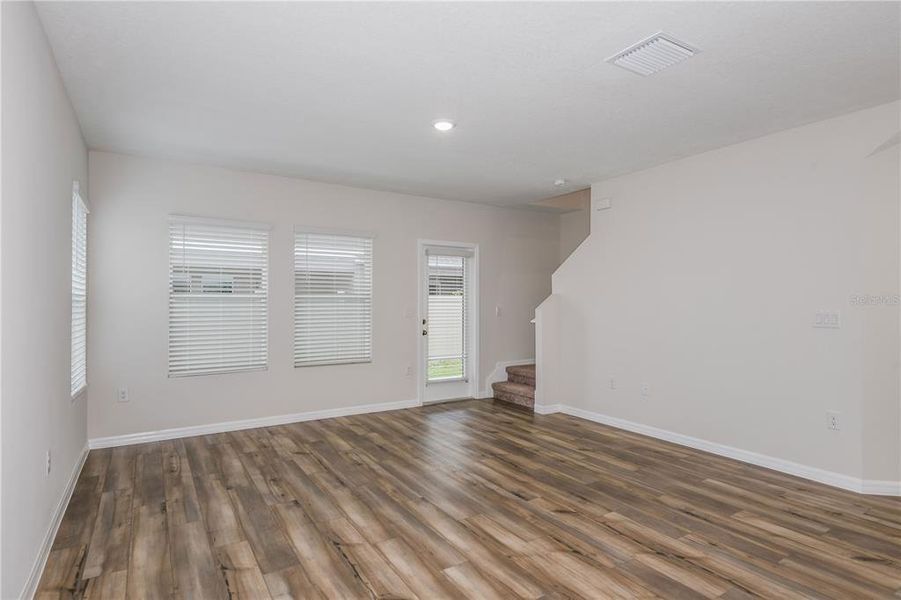 Spacious, unfurnished interior of a new home in Grove at Crosswind, Haines City (Image 11). Spacious, unfurnished interior of a new home in Grove at Crosswind, Haines City (Image 11).
