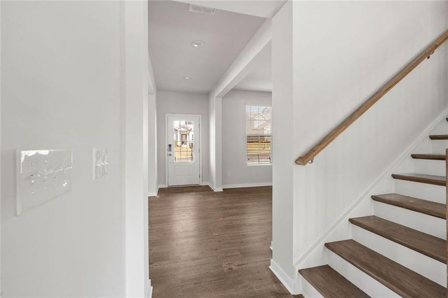 Spacious, unfurnished interior of a new home in Parkview Estates, South Fulton (Image 15). Spacious, unfurnished interior of a new home in Parkview Estates, South Fulton (Image 15).
