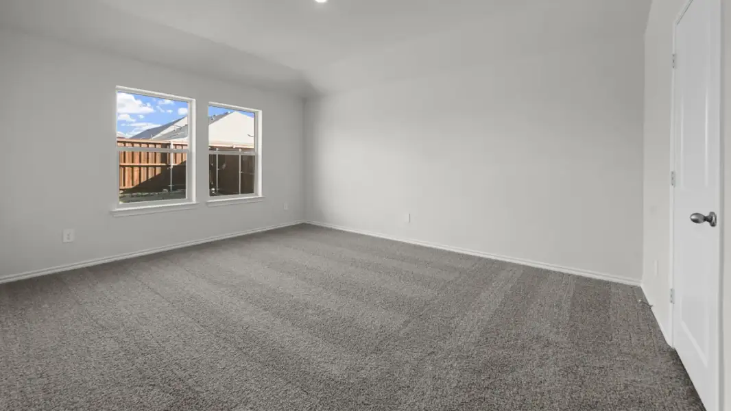 Representative unfurnished interior of a home built from the Denton by D.R. Horton in Asher Oaks, Bonham (Image 10).