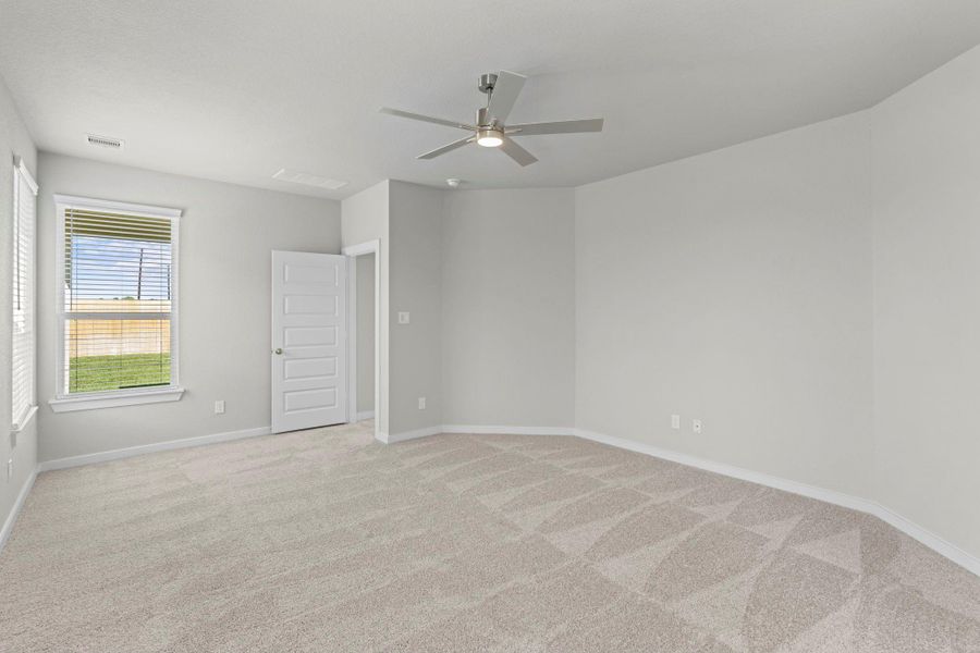 Spacious, unfurnished interior of a new home in Briarwood Crossing, Rosenberg (Image 24). Spacious, unfurnished interior of a new home in Briarwood Crossing, Rosenberg (Image 24).
