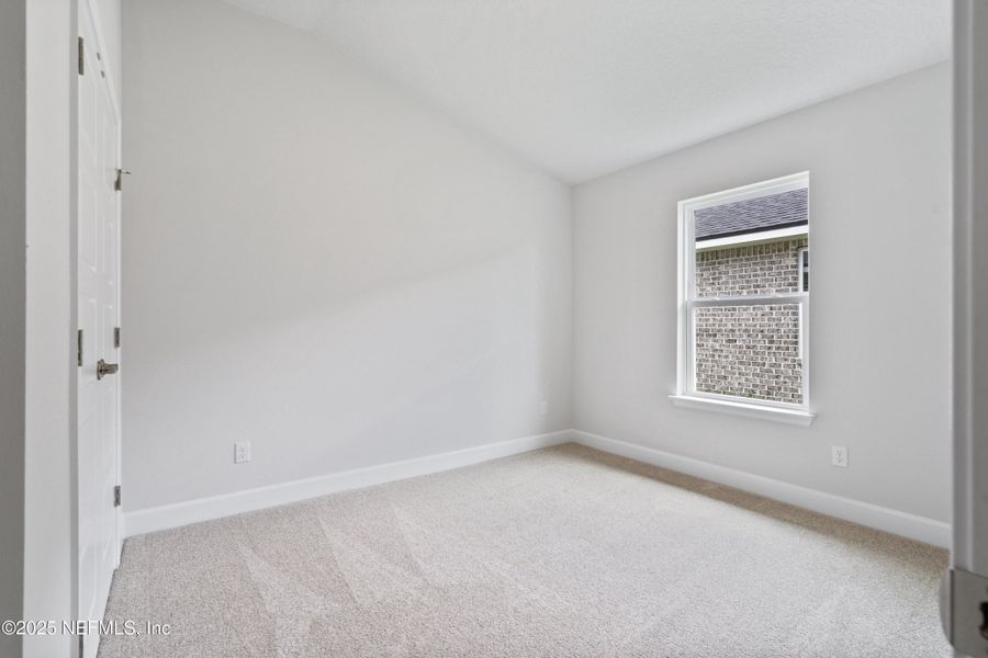 Spacious, unfurnished interior of a new home in Shadow Crest at Rolling Hills, Green Cove Springs (Image 12).