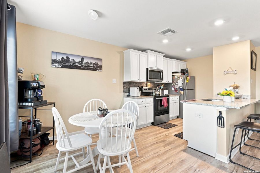 Furnished interior view inside a new home in Rosewood Estates, Lytle (Image 19).