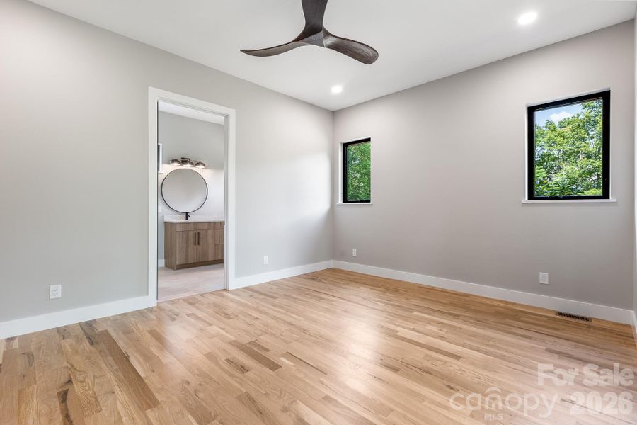 Spacious, unfurnished interior of a new home in , Waynesville (Image 21).