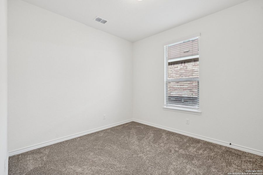 Spacious, unfurnished interior of a new home in Canyon Crest, San Antonio (Image 18). Spacious, unfurnished interior of a new home in Canyon Crest, San Antonio (Image 18).