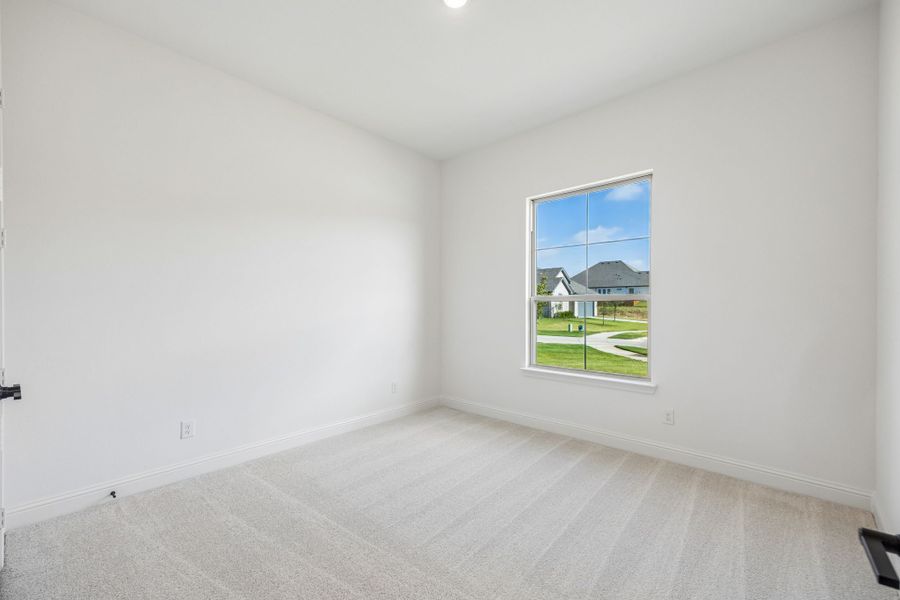 Spacious, unfurnished interior of a new home in Sheppard's Place, Waxahachie (Image 29). Spacious, unfurnished interior of a new home in Sheppard's Place, Waxahachie (Image 29).