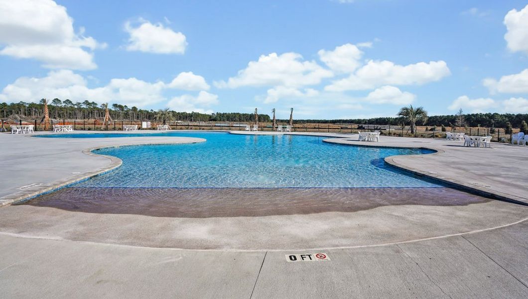 Community amenities in Sidbury Station, Castle Hayne (Image 43).
