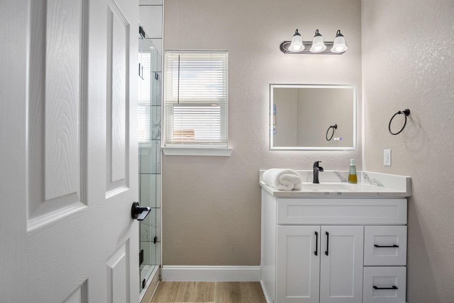 Furnished interior view inside a new home in , Bolivar (Image 15).