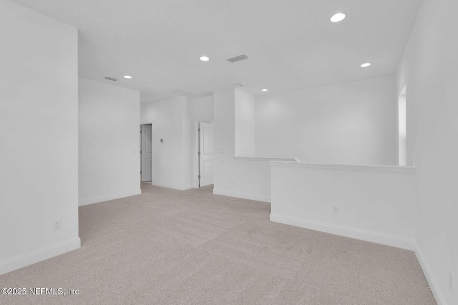 Spacious, unfurnished interior of a new home in Reflections at Nocatee, Ponte Vedra (Image 14).