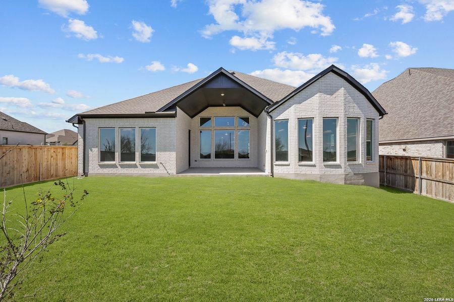 Exterior details and patio area of a home in Mayfair, New Braunfels (Image 28).