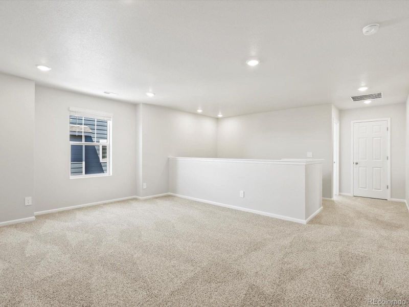 Photos are representative only and are not of the actual home. Actual finishes, elevation, and features may vary.