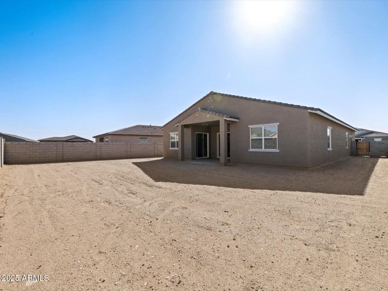 17616 W MARIPOSA Drive