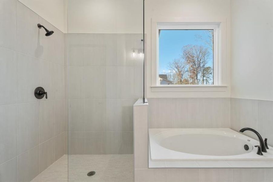 Close-up of interior finishes inside a home in , Gainesville (Image 29).