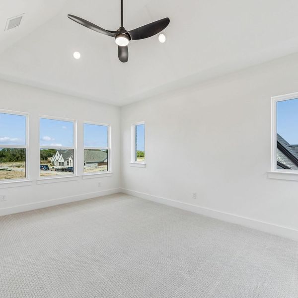 Spacious, unfurnished interior of a new home in The Parks at Wilson Creek, Celina (Image 60).