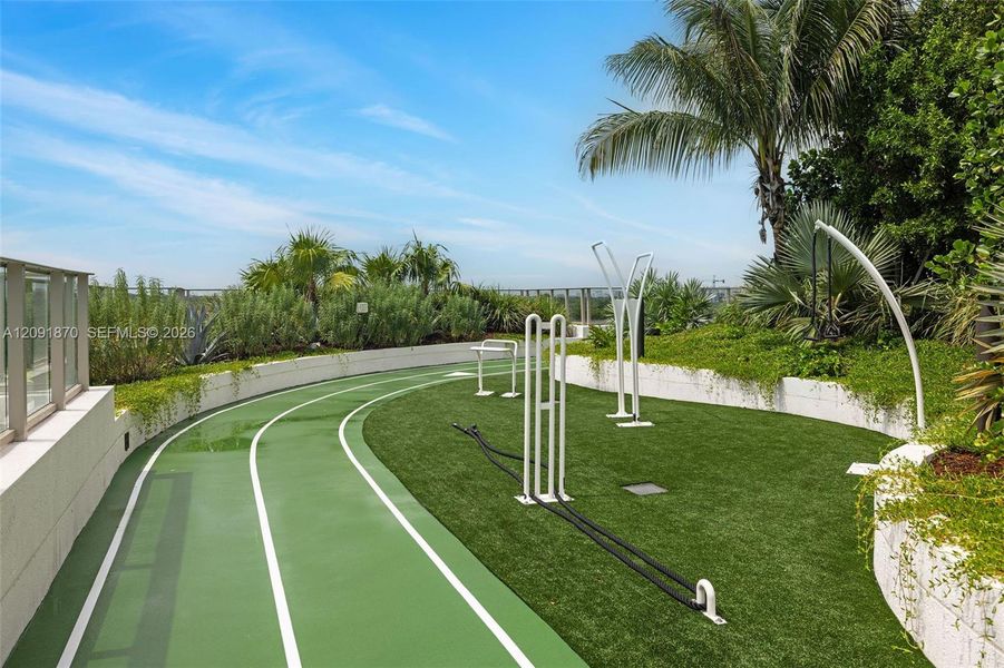 Community amenities in , Miami (Image 60).