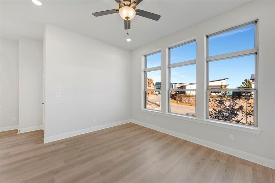 Spacious, unfurnished interior of a new home in Hillside at Las Colinas, Irving (Image 20). Spacious, unfurnished interior of a new home in Hillside at Las Colinas, Irving (Image 20).
