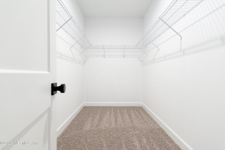 Spacious, unfurnished interior of a new home in , Palatka (Image 30).