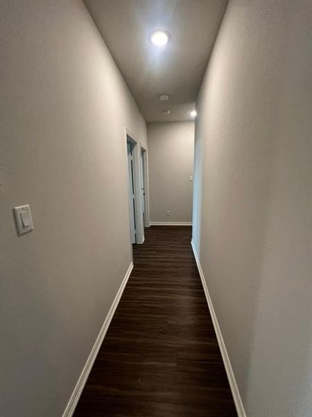 Spacious, unfurnished interior of a new home in Oak Valley, Oak Ridge (Image 14).