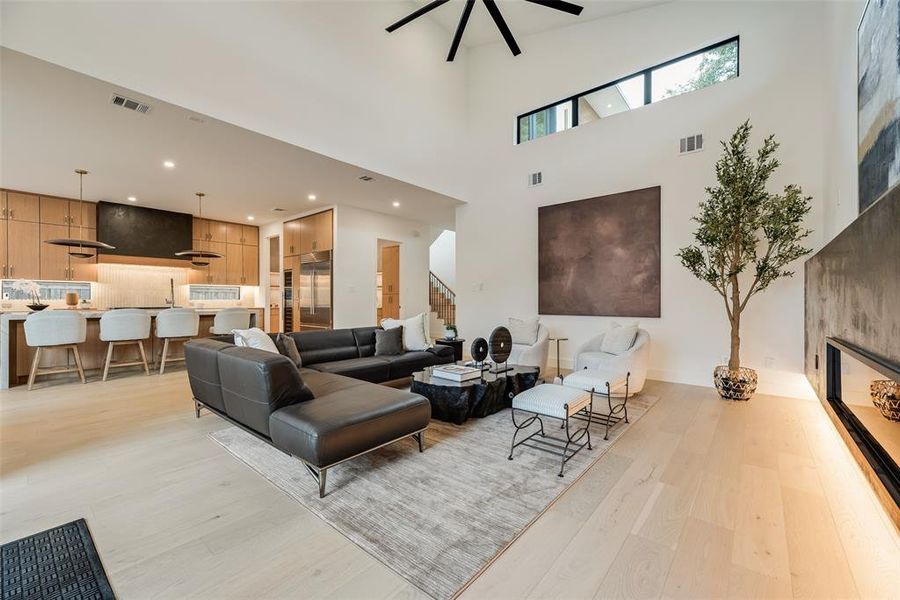 Furnished interior view inside a new home in , Dallas (Image 8).