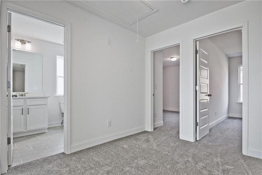 Spacious, unfurnished interior of a new home in Clark Farms, Flowery Branch (Image 25). Spacious, unfurnished interior of a new home in Clark Farms, Flowery Branch (Image 25).