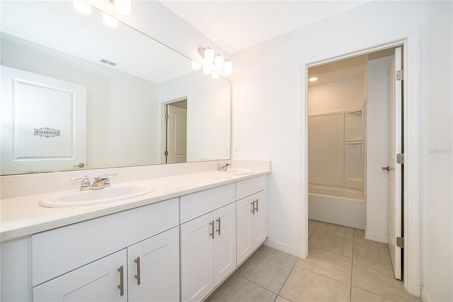 Furnished interior view inside a new home in Marion Creek, Haines City (Image 9). Furnished interior view inside a new home in Marion Creek, Haines City (Image 9).