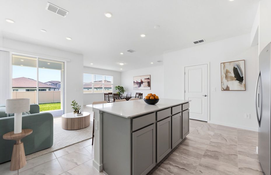 Furnished interior view inside a new home in Evergreen, Thonotosassa (Image 7).