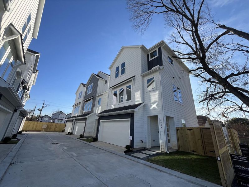 Eastside Terrace showcases six modern three-story homes with 3 bedrooms, 3.5 bathrooms, and a dedicated study.
