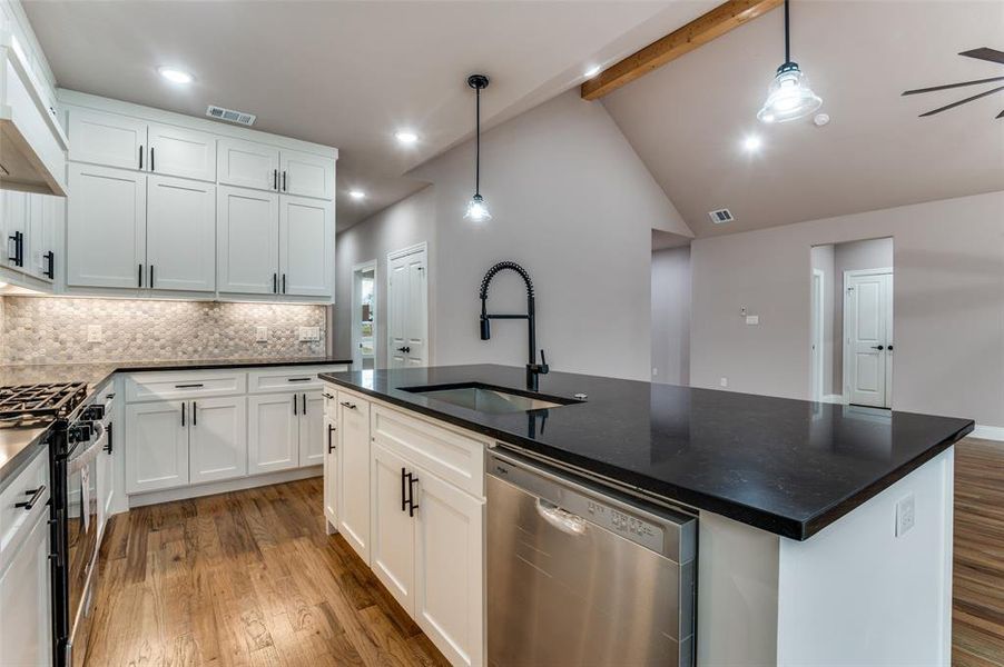 Furnished interior view inside a new home in , Seagoville (Image 10).