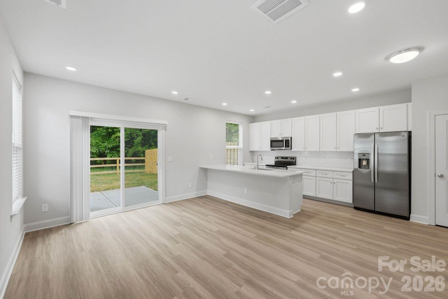 Spacious, unfurnished interior of a new home in , Mooresville (Image 14).