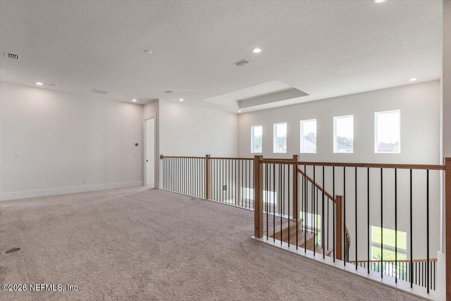 Spacious, unfurnished interior of a new home in Tamaya, Jacksonville (Image 27).
