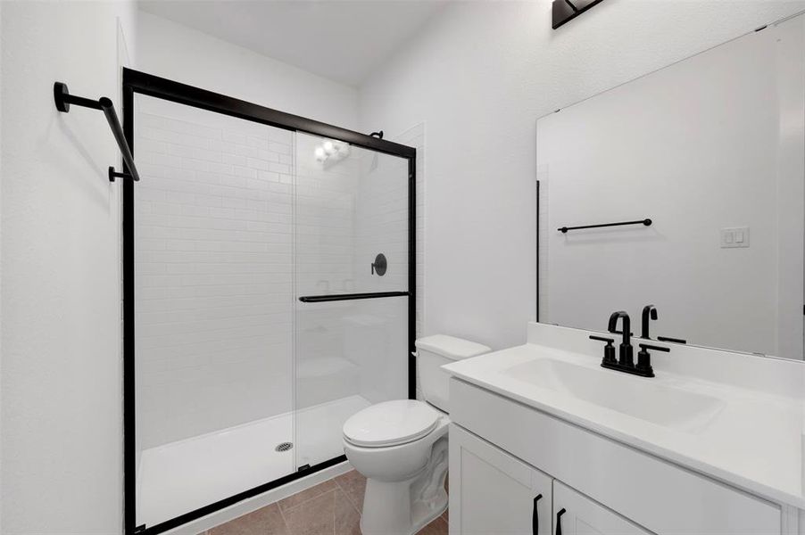 Furnished interior view inside a new home in Kreymer at the Park, Wylie (Image 19). Furnished interior view inside a new home in Kreymer at the Park, Wylie (Image 19).