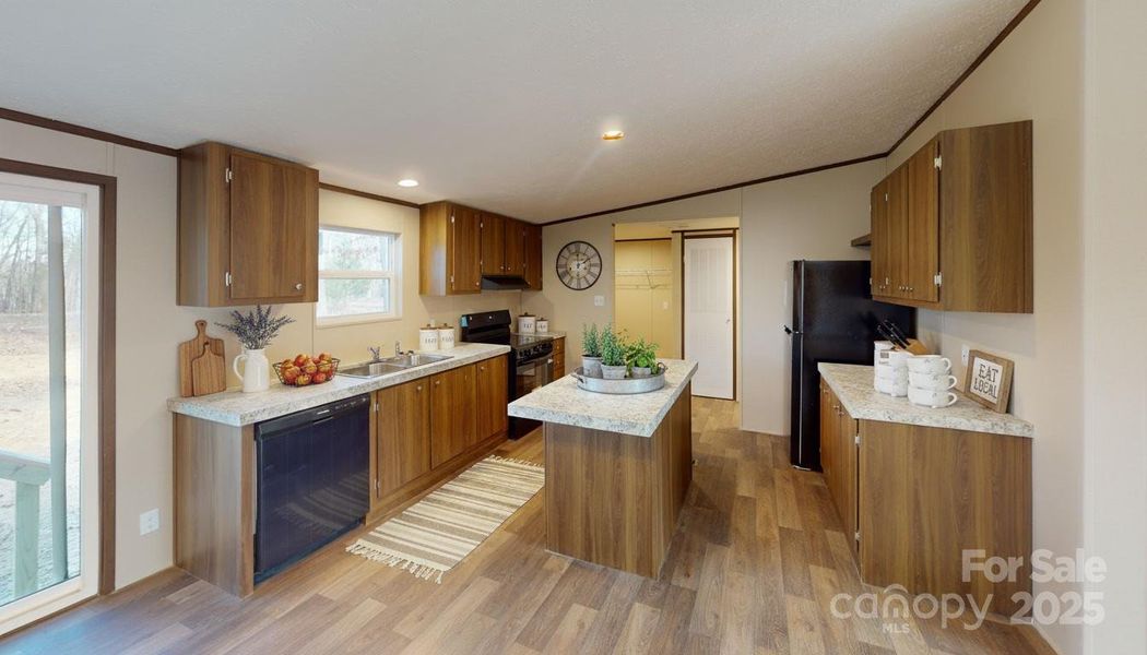 Kitchen virtually staged