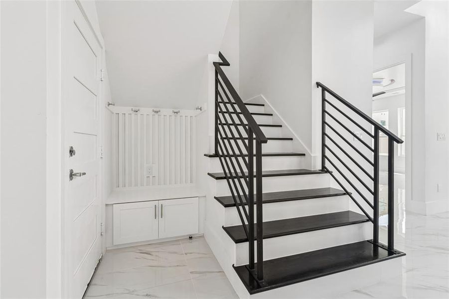 Spacious, unfurnished interior of a new home in , Irving (Image 20).