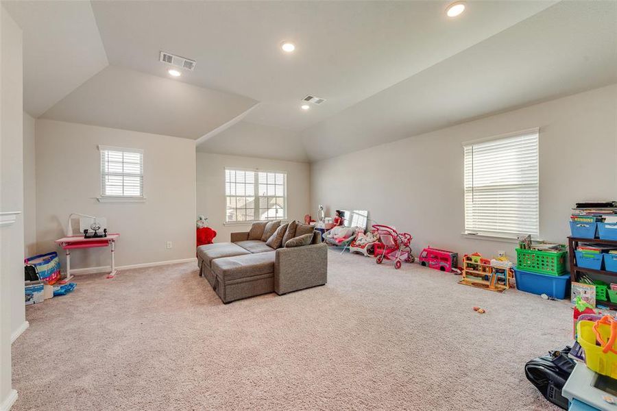 Furnished interior view inside a new home in Hunters Ridge, Crowley (Image 16).