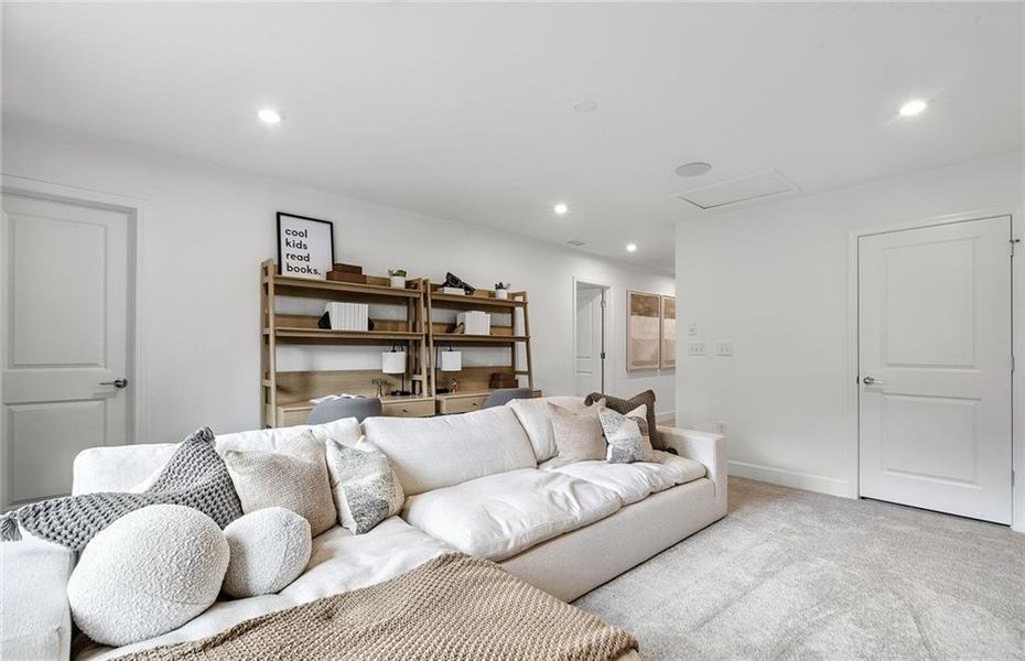 Furnished interior view inside a new home in Anderson Point Estates, McDonough (Image 9). Furnished interior view inside a new home in Anderson Point Estates, McDonough (Image 9).