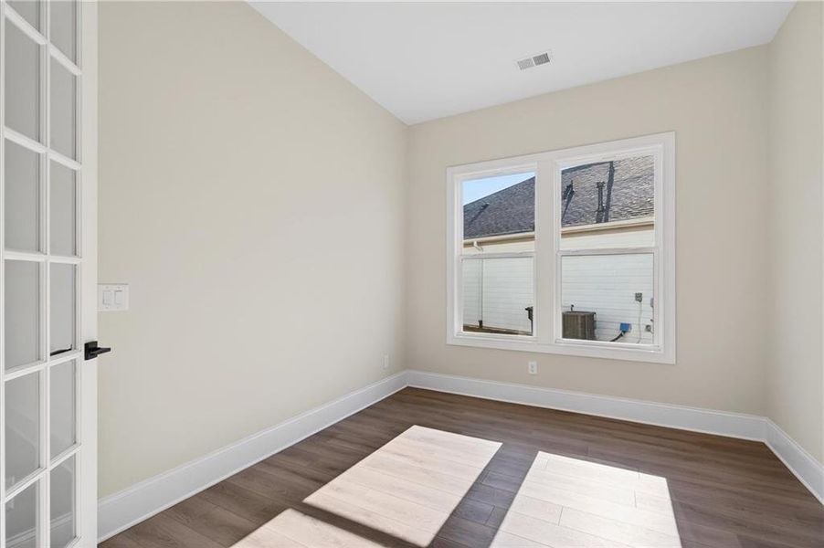 Spacious, unfurnished interior of a new home in The Reserve at Bells Ferry, Kennesaw (Image 21).