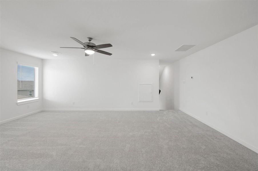 Spacious, unfurnished interior of a new home in Miller's Pond, Rosenberg (Image 28). Spacious, unfurnished interior of a new home in Miller's Pond, Rosenberg (Image 28).