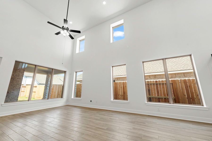 Representative image.  Features, specifications, selections and colors may vary.