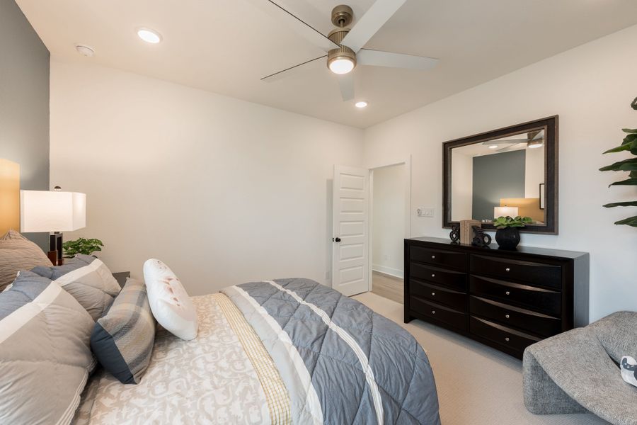 Representative furnished interior of a home built from the Hawk by Tri Pointe Homes in Sienna 45', Missouri City (Image 33). Representative furnished interior of a home built from the Hawk by Tri Pointe Homes in Sienna 45', Missouri City (Image 33).