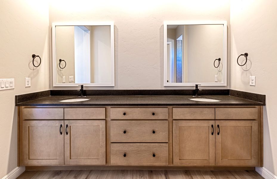 Furnished interior view inside a new home in Vistoso Canyon Estates, Oro Valley (Image 10).