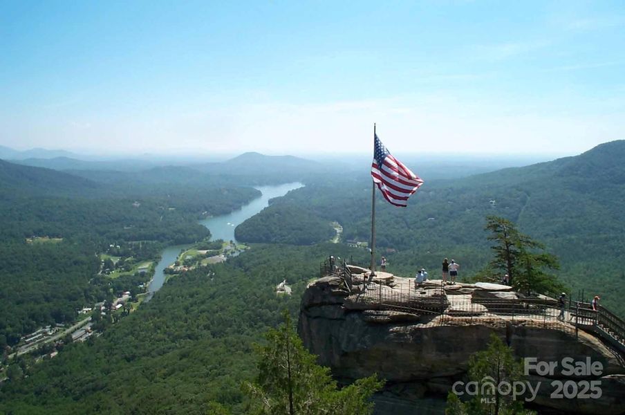 Convenient to Chimney Rock State Park