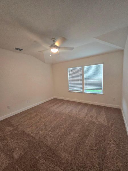 Spacious, unfurnished interior of a new home in McKinney Crossing, Austin (Image 26). Spacious, unfurnished interior of a new home in McKinney Crossing, Austin (Image 26).