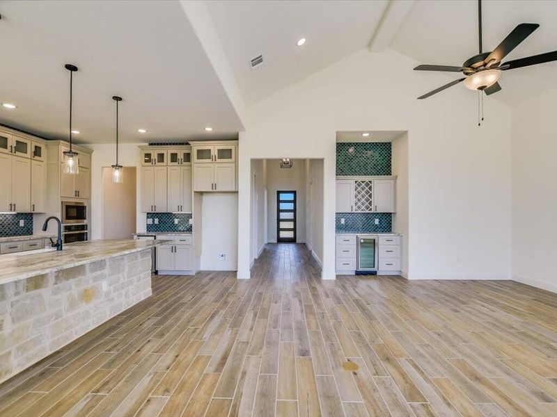 Furnished interior view inside a new home in , Horseshoe Bay (Image 6).
