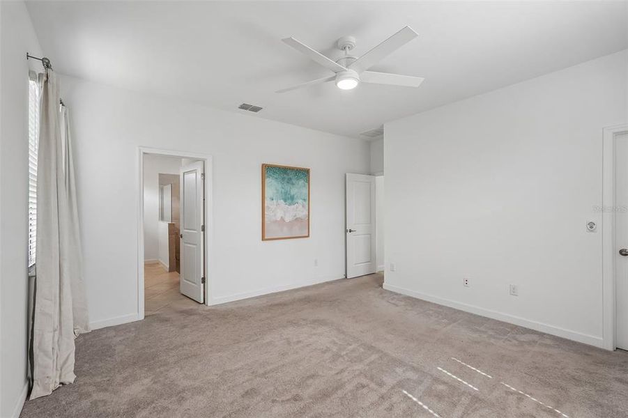 Spacious, unfurnished interior of a new home in , Lakewood Ranch (Image 30). Spacious, unfurnished interior of a new home in , Lakewood Ranch (Image 30).