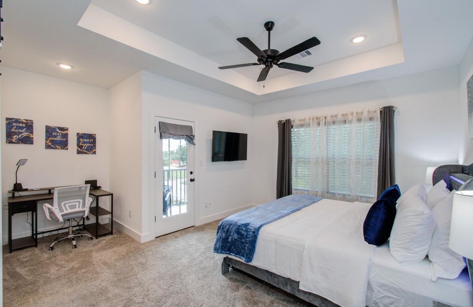Furnished interior view inside a new home in Benson Street Court, Houston (Image 15).