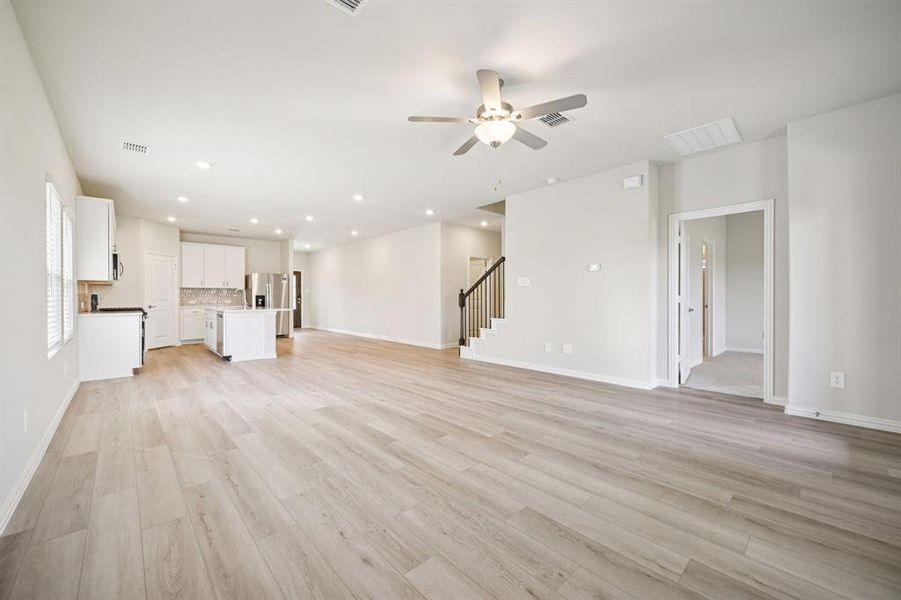 Spacious, unfurnished interior of a new home in Eastridge - Signature Series, McKinney (Image 23).