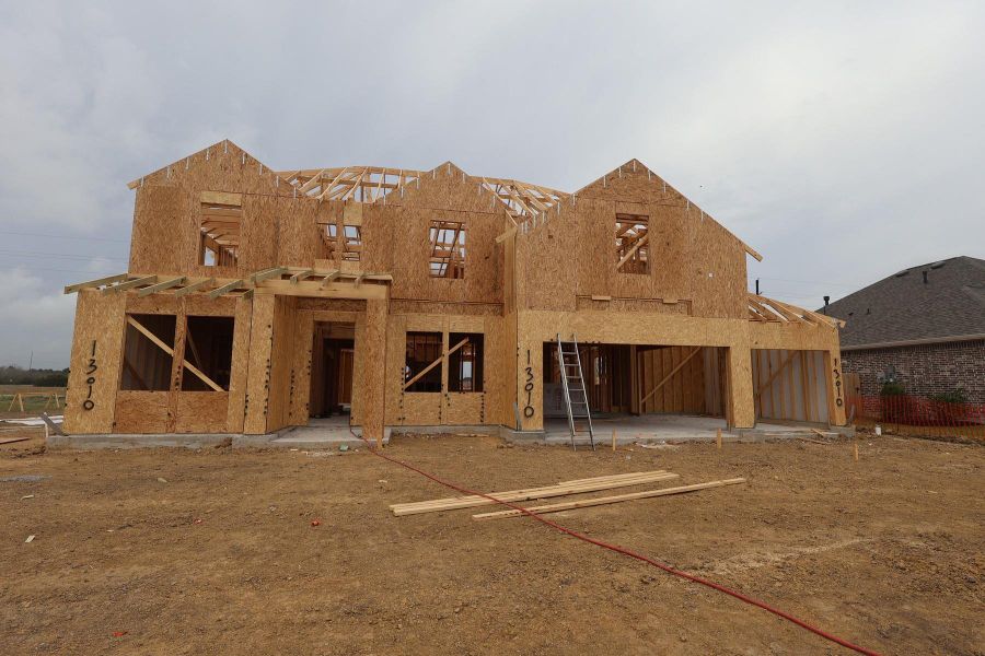 Two story home with 4 beds, 3.5 baths, and 3 car garage