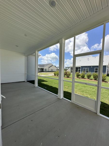Spacious, unfurnished interior of a new home in Summerwind Crossing at Lakes of Cane Bay, Summerville (Image 14).