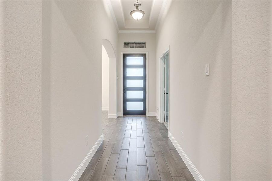 Spacious, unfurnished interior of a new home in Oak Hills, Burleson (Image 20).